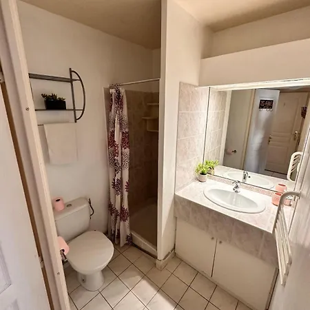 Des Domes Fshh Apartment