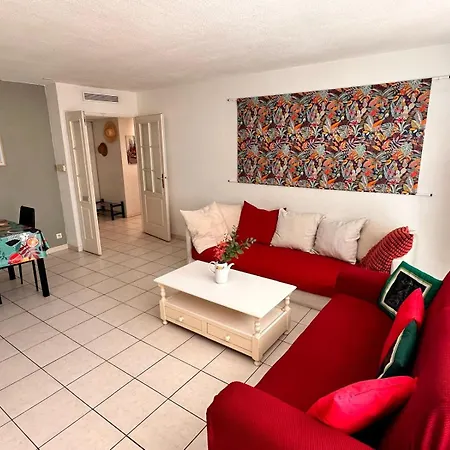 Des Domes Fshh * Nice