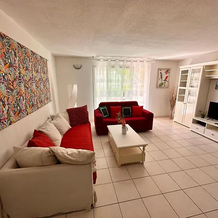 Des Domes Fshh Appartement